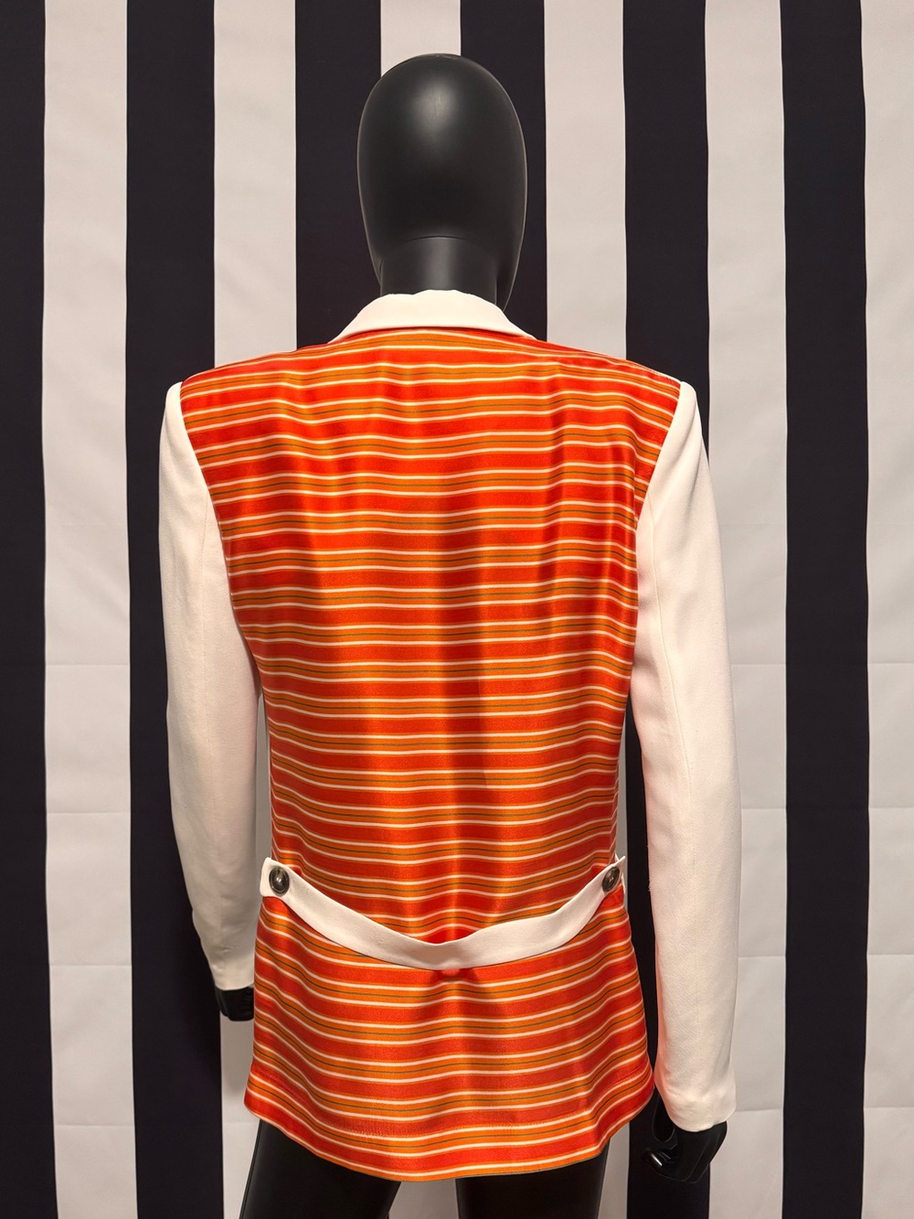 Faconnable Ivory Single-Button Tailored Blazer - Picture 3 of 5